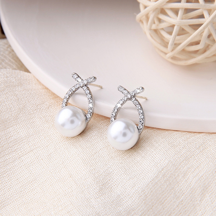 925 Silver needle Korean fashion geometric cross pearl flash diamond earrings temperament versatile simple earrings for women 